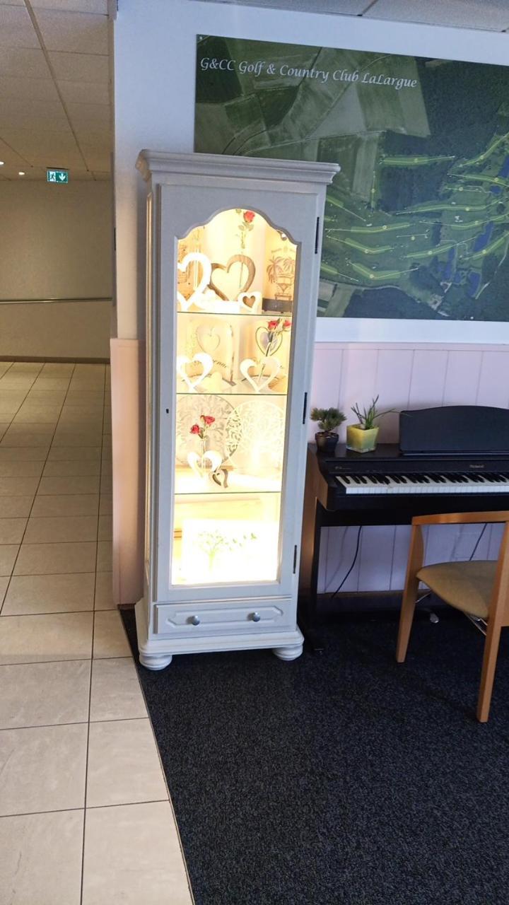Le Roi Du Sundgau Pres De La Horse - Mooslargue Aparthotel Екстериор снимка